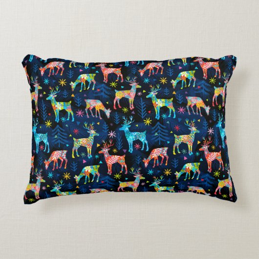 鹿カラフルクリマスツリーフォレストスタースノーフレーク アクセントクッション (正面)