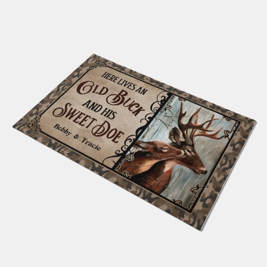 鹿パーソナライズされた夫婦の古い鹿の姿 ドアマット (アングル)