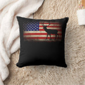 鹿狩りアメリカ国旗USAハン誇りを持ったター クッション (ブランケット)