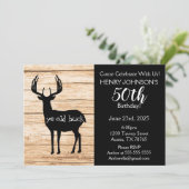 鹿狩りバッファロープレイドをテーマにした50誕生日 招待状 (スタンド正面)