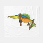 麦藁帽子をかぶったオウム フリースブランケット (正面(横))