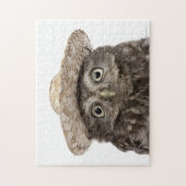 麦藁帽子をかぶったリトルフクロウ – Athene noctua ジグソーパズル (縦)