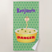 麺おもしろいユーモアのヘビ漫画イラストレーション ビーチタオル (正面)