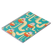 麺類の皿と面白い猫たち。スパイシーな野菜の麺 ノートブック (左側)