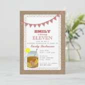 麻の織物にインスパイアされたスイートティーの誕生日 招待状 (スタンド正面)