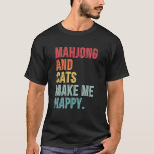 麻雀と猫が幸せになおもしろいる Tシャツ