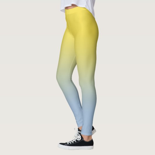 黄から淡い青のグラデーションモノグエレガントラム レギンス (左)