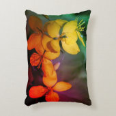 黄かわいらし色の野の花抽象芸術 アクセントクッション (正面(垂直))