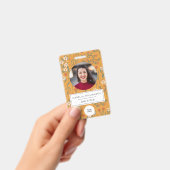 黄かわいらし色フローラ従業員の写真IDテンプレート バッジ (手持ち)