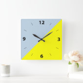 黄とボーの青の色の無地の背景 スクエア壁時計 (ホーム)