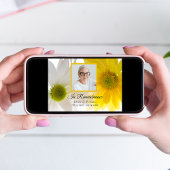 黄と白のデイジー花死記念日 招待状