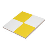 黄はっきりした色と白チェッカーボードモノクロ タイル (側面)