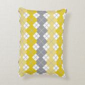 黄エレガントモダン色と灰色のパタアーガイルーン アクセントクッション (裏面(縦))