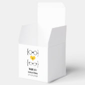 黄オタク系の眼鏡結婚式の引き出物箱 フェイバーボックス (オープン)