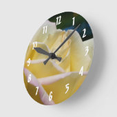 黄バラの花 ラウンド壁時計 (傾斜)