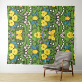 黄パンジー、鳥と蝶 タペストリー (インサイチュ(横))