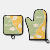 黄パーソナライズされた緑水玉模様フローラつる植物 鍋つかみ&鍋敷きセット (正面)