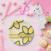 黄パーソナライズされた色、白、木炭のモダンフローラ ペーパープレート (パーティー)