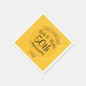 黄パーソナライズされた薔薇50周年 スタンダードカクテルナプキン (角)