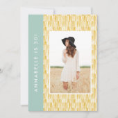 黄モダン抽象芸術誕生日 招待状 (正面)