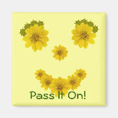 黄ユーモアのある色野草写真スマイルカスタム マグネット (正面)