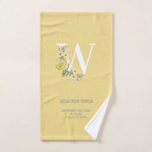 黄ヴィンテージ花イニシャルベビー誕生統計 バスタオルセット (ハンドタオル)