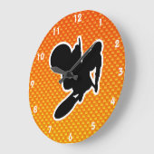 黄橙色のモトクロスの鞭 ラージ壁時計 (傾斜)