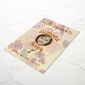 黄淡い色の色インディアン赤フローラ水カラー誕生日 箔招待状 (回転した状態)