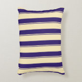 黄淡い色の色ビーチストライプ アクセントクッション (正面(垂直))