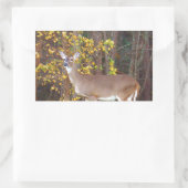 黄秋の木の前の鹿 長方形シール (バッグ)
