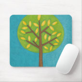 黄色いと緑の木by Chariklia Zarris マウスパッド (マウス)