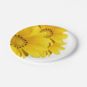 黄色いアフリカデイジーの花束の紙のパーティーのプレート ペーパープレート (アングル)