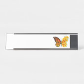 黄色いカリフォルニアポピーの花蝶 デスクネームプレート (正面)