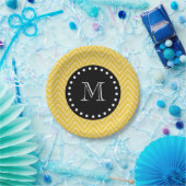 黄色いシェブロンパターン|黒いモノグラム ペーパープレート (パーティー)