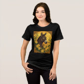 黄色いジャスミンに囲まれたラバ トライブレンドTシャツ (正面全面)