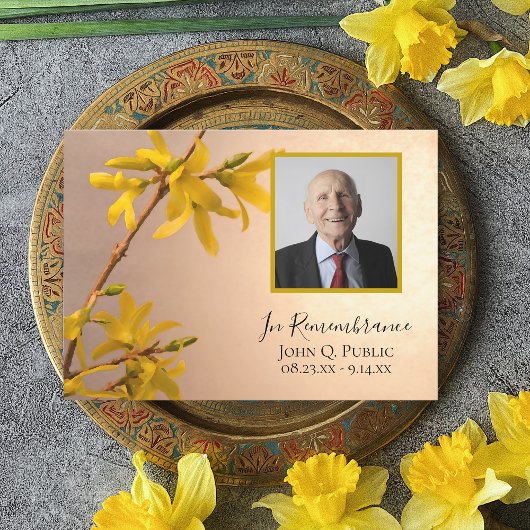 黄色いスイカズラの花　死亡記念日 招待状