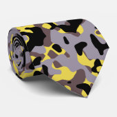 黄色いスティンガーのカムフラージュのタイ ネクタイ (ロール)