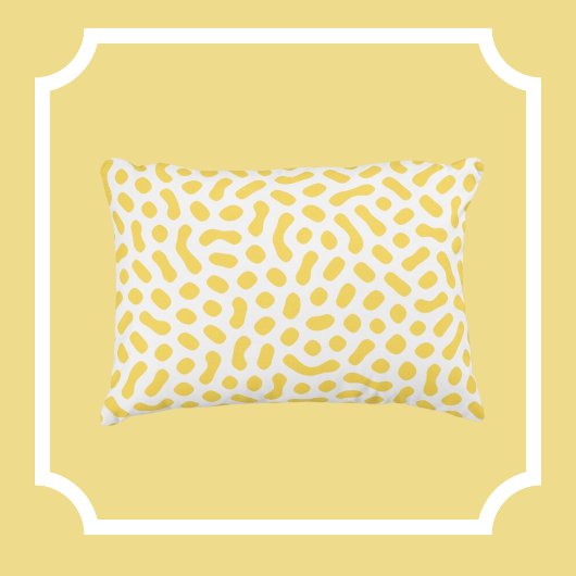 黄色いゼリー豆のような形の白 アクセントクッション