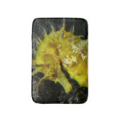 黄色いタツノオトシゴ|の海馬Guttulatus バスマット (正面縦)
