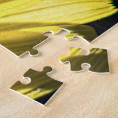 黄色いタンポポのマクロ写真にハネビー ジグソーパズル (側面)