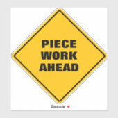 黄色いダイヤモンドの道路標識は前方に働く シール (シート)