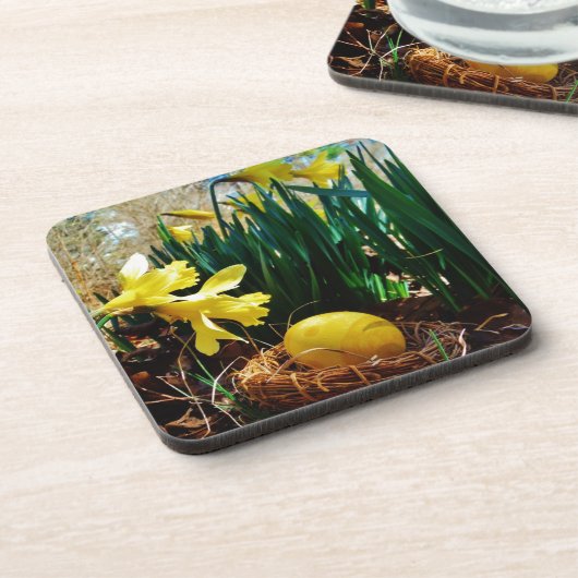 黄色いダッフォジルと黄色いイースター卵 コースター (左側)