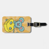 黄色いチーズを持つかわいく青いマウス ラゲッジタグ (正面横)