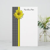 黄色いデイジーの白黒水玉模様 便箋 (スタンド正面)