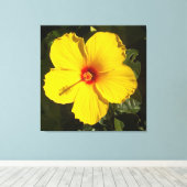 黄色いハイビスカスの花 キャンバスプリント (インサイチュ (ウッドフロア))