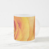 黄色いバラの花 フロストグラスマグカップ (正面右)