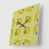黄色いバラ スクエア壁時計 (傾斜)
