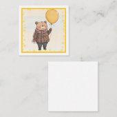 黄色いバルーンと茶色の格子状セーターを着たクマ ノートカード (正面/裏面)