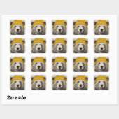 黄色いビーニーを被ったクマの森の動物 スクエアシール (シート)