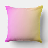 黄色いピンク色の枕 クッション (正面)